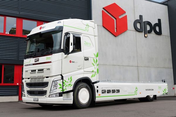 Erster elektrischer DPD-Lastwagen mit Continental in der Schweiz bereift
